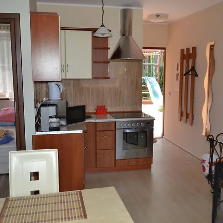 Apartament W Lesie Nad Jeziorem Bialachowo