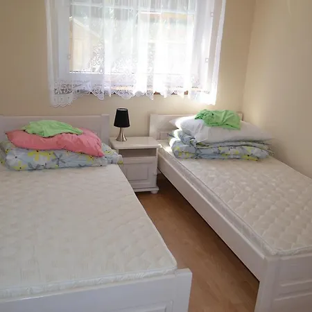 Apartament W Lesie Nad Jeziorem