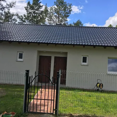 W Lesie Nad Jeziorem Apartament *