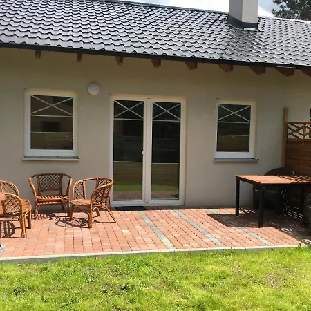 Apartament W Lesie Nad Jeziorem *